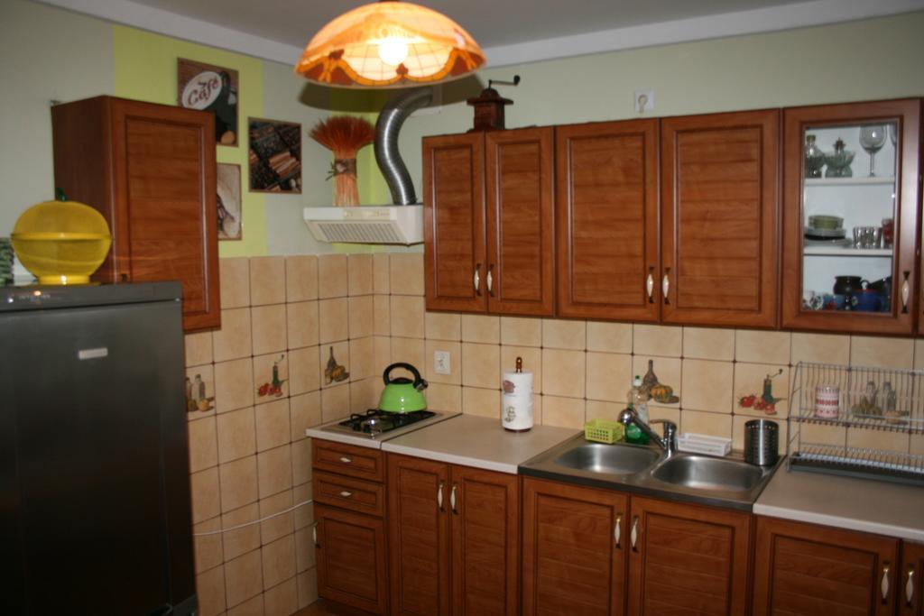 Przystanek Topilo Lozice Habitación foto